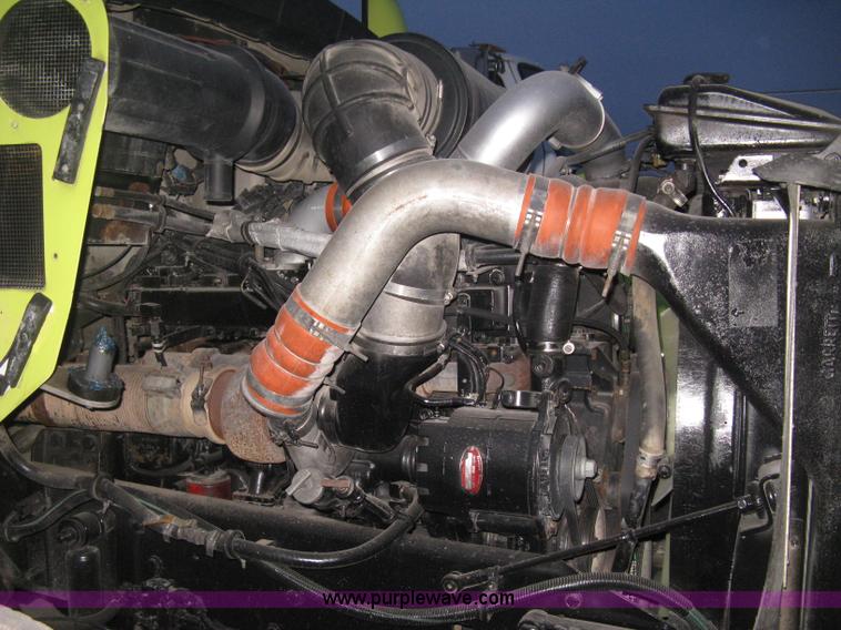 image for item E3302 1998 Kenworth T802SH semi truck