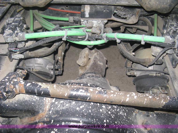 image for item E3303 2000 Sterling A9500 semi truck