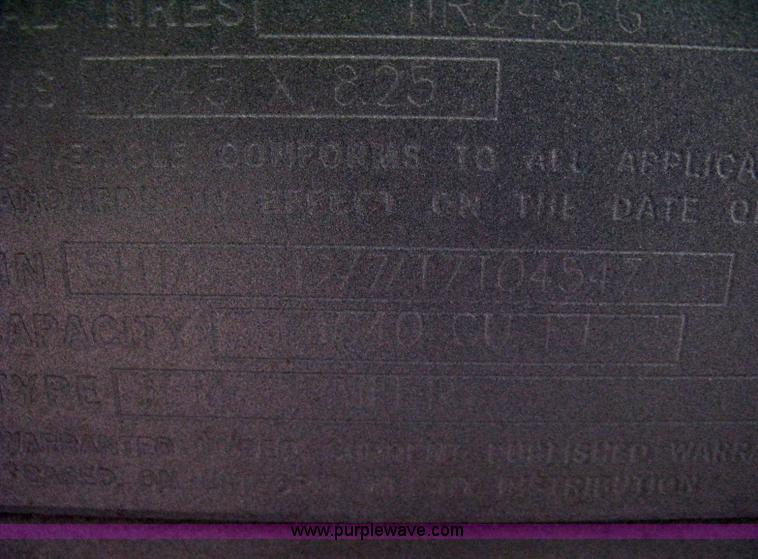 image for item E3308 1996 Heil tandem axle bulk transport trailer