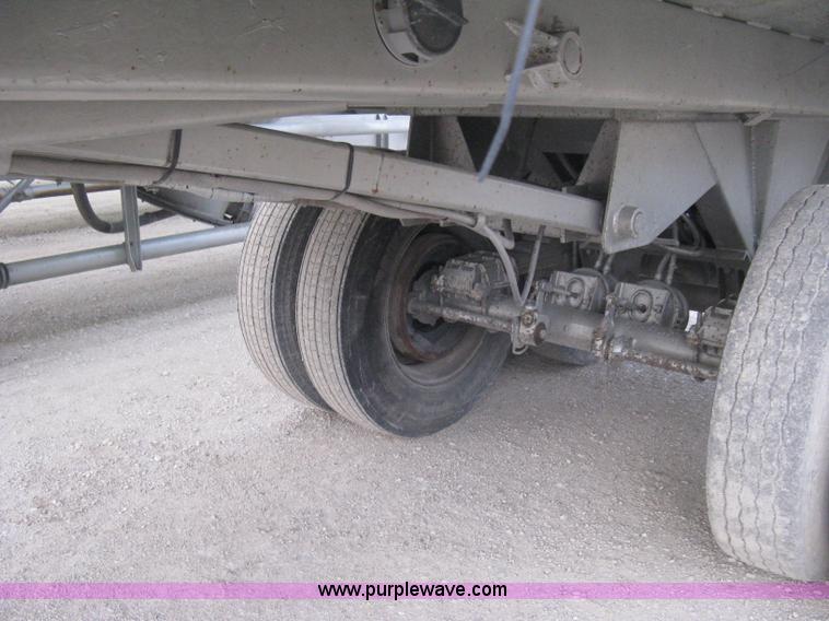 image for item E3309 1994 Hilbuilt end dump tandem axle trailer