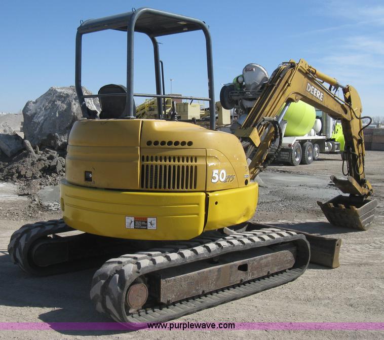 image for item E3315 2000 John Deere 50 ZTS mini excavator