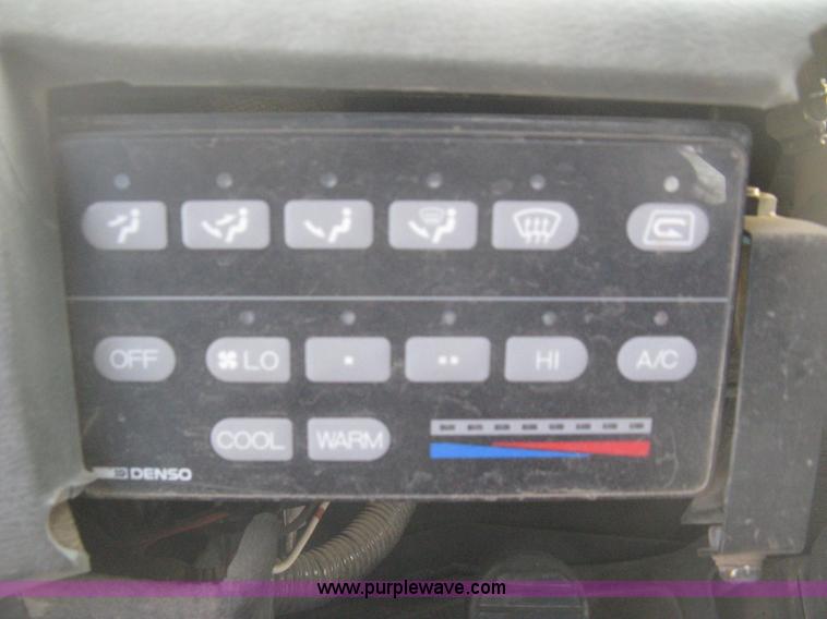 image for item E3317 1999 Komatsu WA380-3MC wheel loader