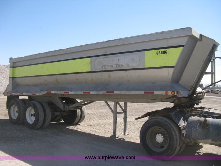 image for item E3319 1993 Hilbuilt end dump tandem axle trailer