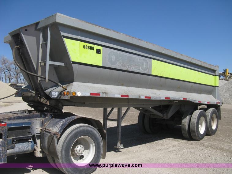 image for item E3319 1993 Hilbuilt end dump tandem axle trailer