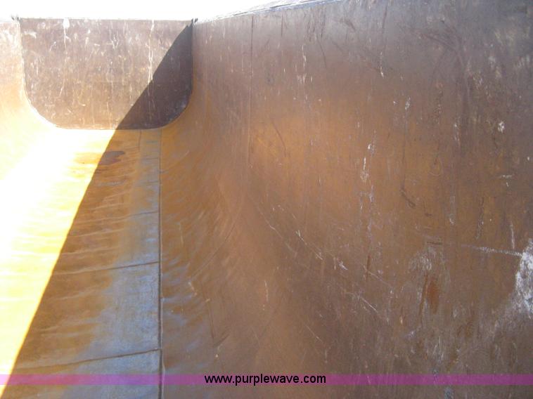 image for item E3319 1993 Hilbuilt end dump tandem axle trailer