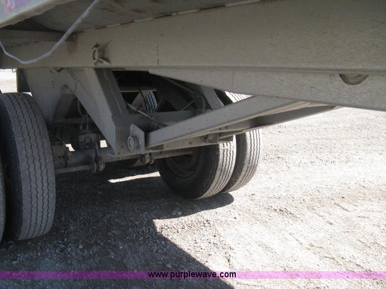 image for item E3319 1993 Hilbuilt end dump tandem axle trailer