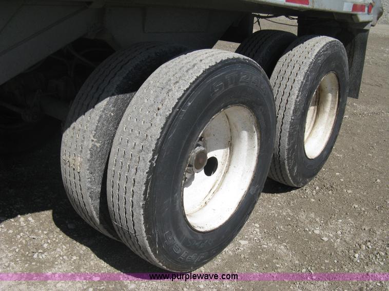 image for item E3319 1993 Hilbuilt end dump tandem axle trailer