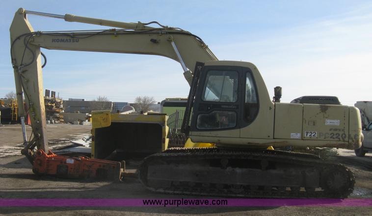 image for item E3321 1995 Komatsu PC220LC excavator