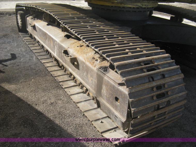 image for item E3321 1995 Komatsu PC220LC excavator