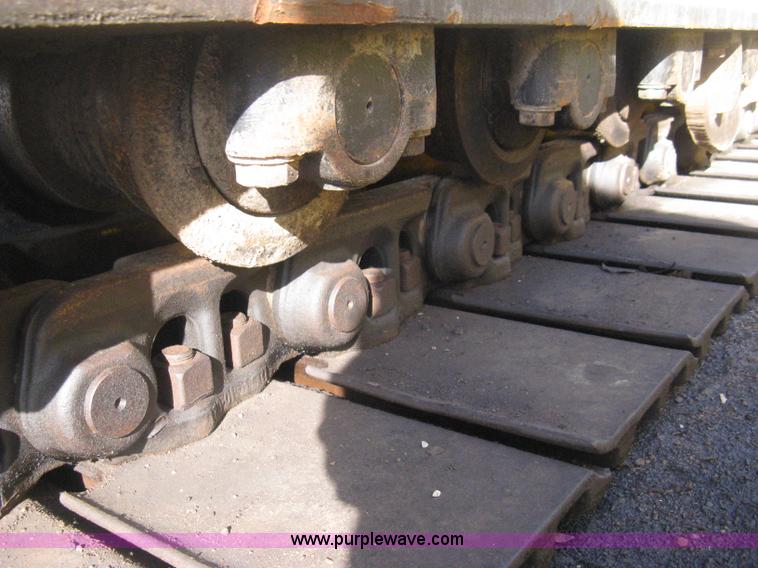 image for item E3321 1995 Komatsu PC220LC excavator