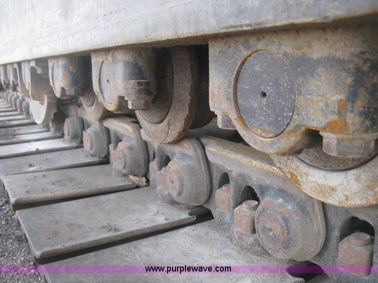 image for item E3321 1995 Komatsu PC220LC excavator