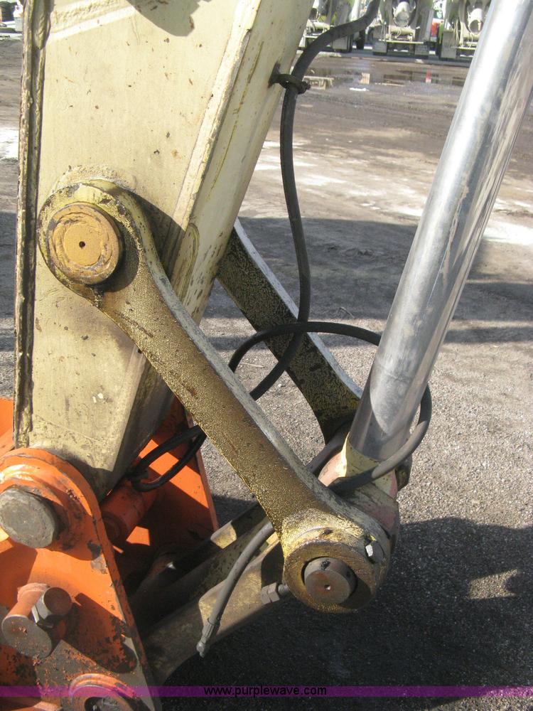 image for item E3321 1995 Komatsu PC220LC excavator