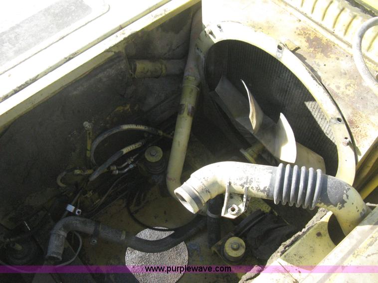 image for item E3321 1995 Komatsu PC220LC excavator