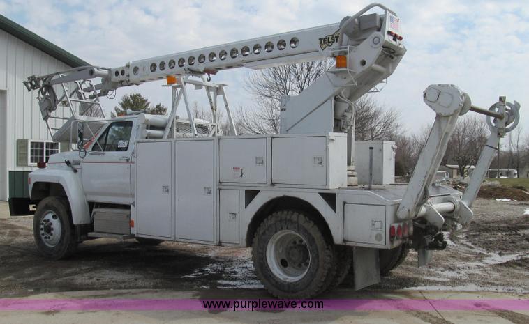 image for item E3840 1991 Ford F800 bucket truck