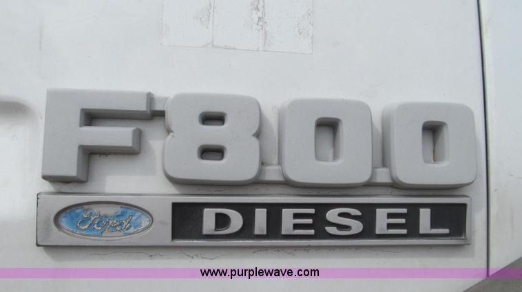 image for item E3840 1991 Ford F800 bucket truck