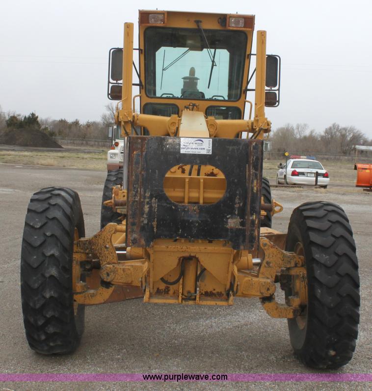 image for item E4315 Champion 720A Series IV articulated motor grader