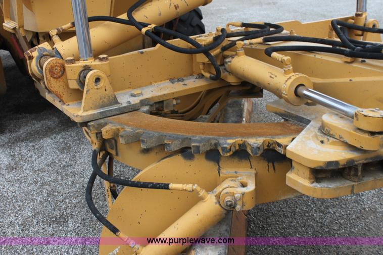 image for item E4315 Champion 720A Series IV articulated motor grader