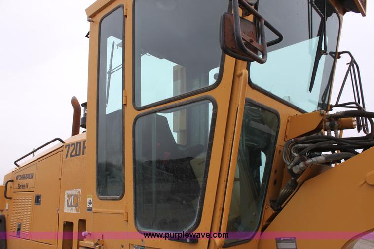 image for item E4315 Champion 720A Series IV articulated motor grader