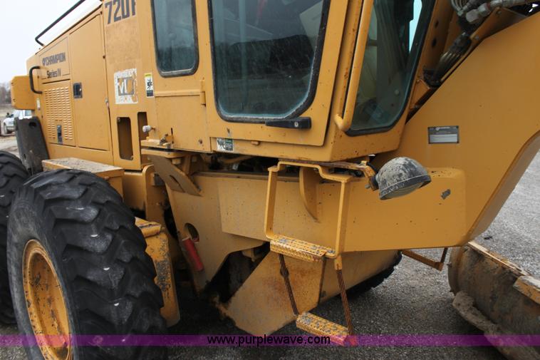 image for item E4315 Champion 720A Series IV articulated motor grader