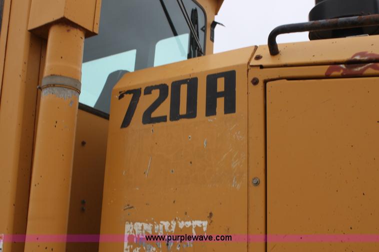 image for item E4315 Champion 720A Series IV articulated motor grader