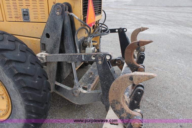 image for item E4315 Champion 720A Series IV articulated motor grader