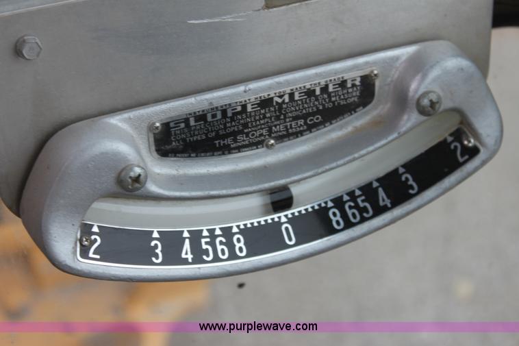 image for item E4315 Champion 720A Series IV articulated motor grader