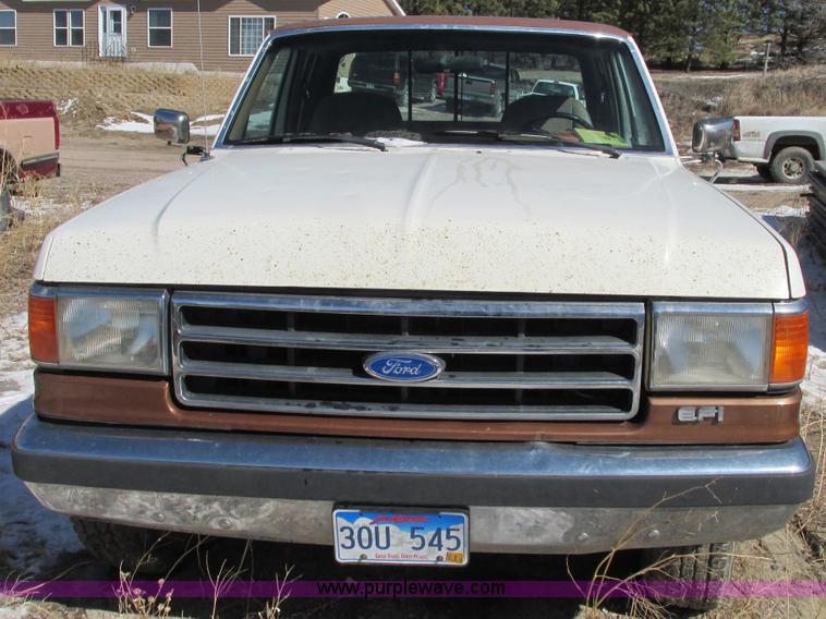 image for item E5025 1990 Ford F250 XLT Lariat SuperCab pickup truck