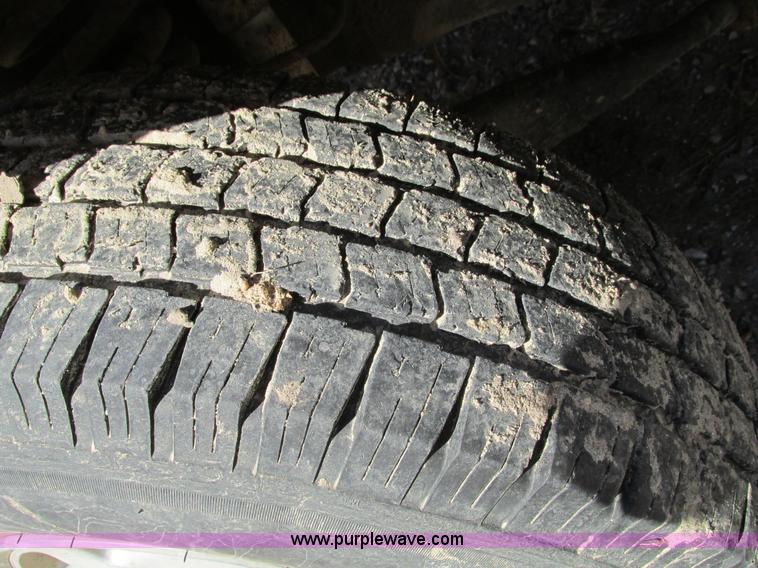 image for item E5025 1990 Ford F250 XLT Lariat SuperCab pickup truck