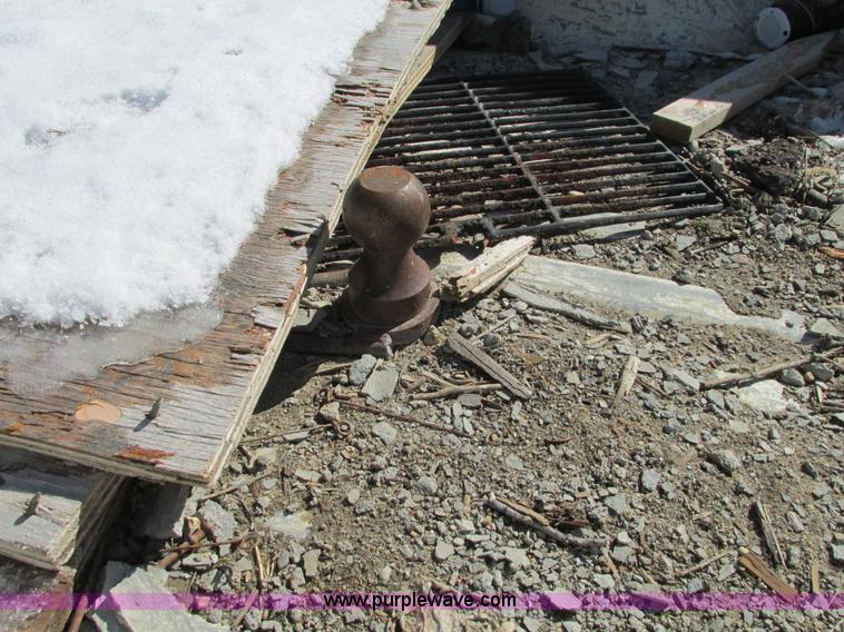 image for item E5025 1990 Ford F250 XLT Lariat SuperCab pickup truck