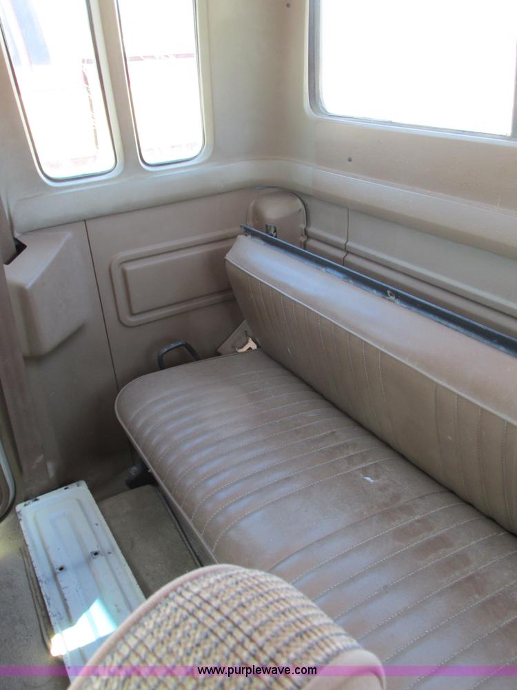 image for item E5025 1990 Ford F250 XLT Lariat SuperCab pickup truck