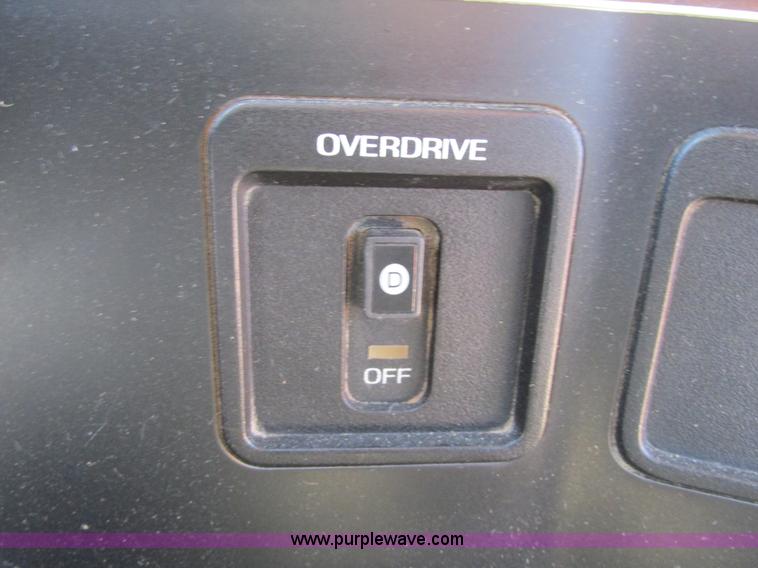 image for item E5025 1990 Ford F250 XLT Lariat SuperCab pickup truck