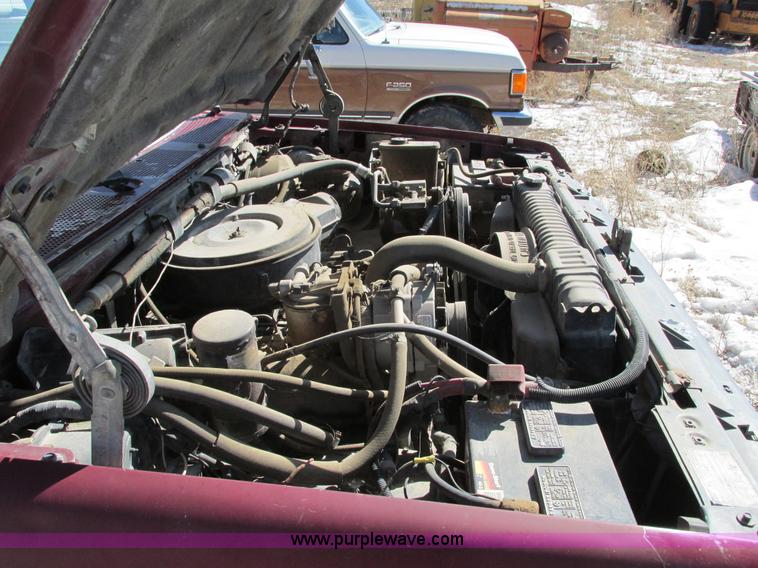 image for item E5026 1989 Ford F250 XLT Lariat SuperCab pickup truck