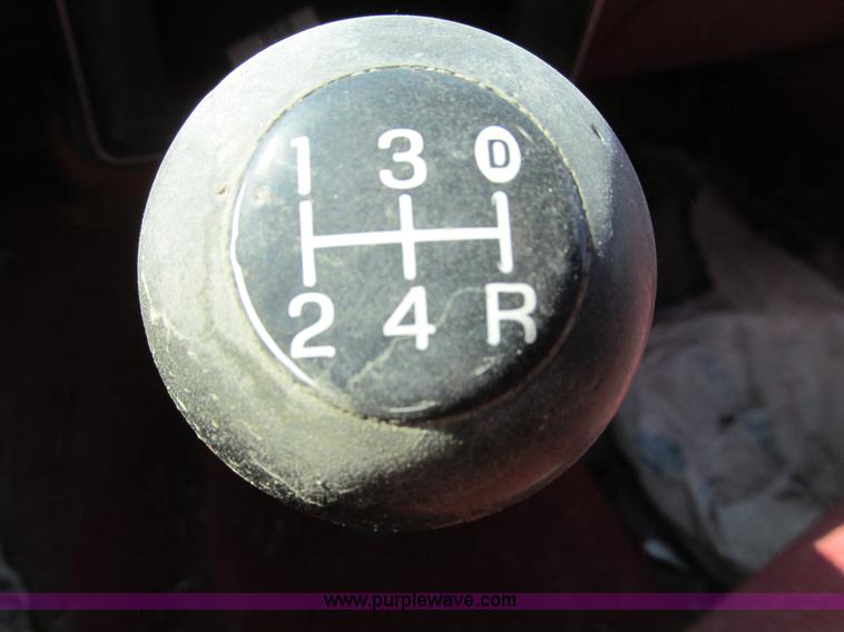 image for item E5026 1989 Ford F250 XLT Lariat SuperCab pickup truck