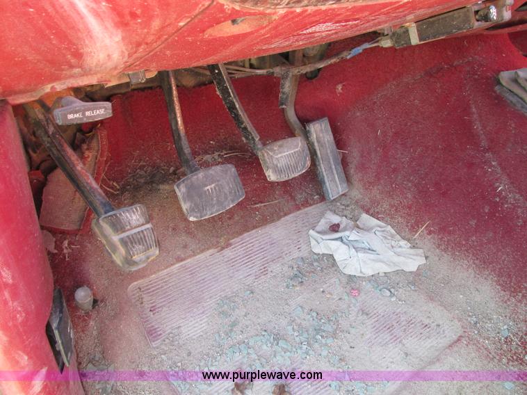 image for item E5026 1989 Ford F250 XLT Lariat SuperCab pickup truck