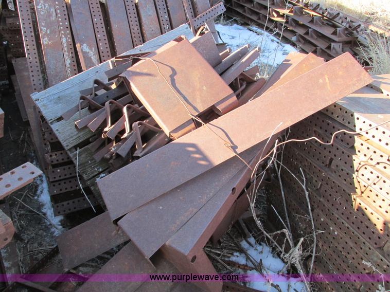 image for item E5027 Approximately 15 pallets of EFCO steel concrete forms and connectors