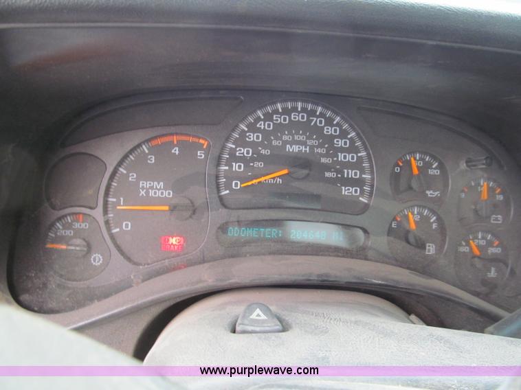 image for item E5882 2005 Chevrolet Silverado 3500 service truck