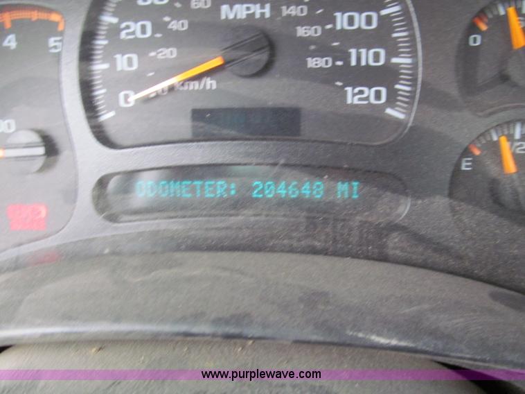 image for item E5882 2005 Chevrolet Silverado 3500 service truck