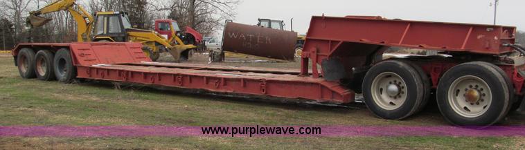 image for item E5921 1976 Trailbec FB600-DE detatch triple axle low boy trailer