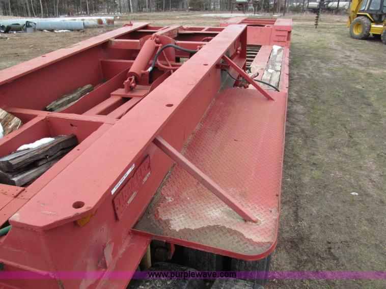 image for item E5921 1976 Trailbec FB600-DE detatch triple axle low boy trailer