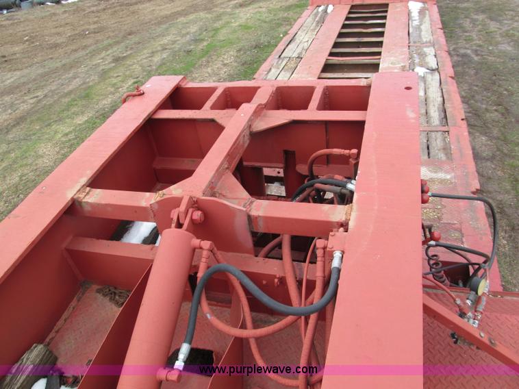 image for item E5921 1976 Trailbec FB600-DE detatch triple axle low boy trailer