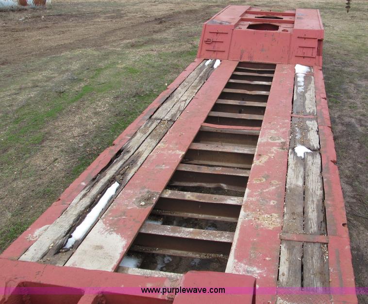 image for item E5921 1976 Trailbec FB600-DE detatch triple axle low boy trailer