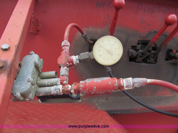 image for item E5921 1976 Trailbec FB600-DE detatch triple axle low boy trailer