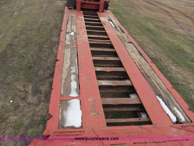 image for item E5921 1976 Trailbec FB600-DE detatch triple axle low boy trailer