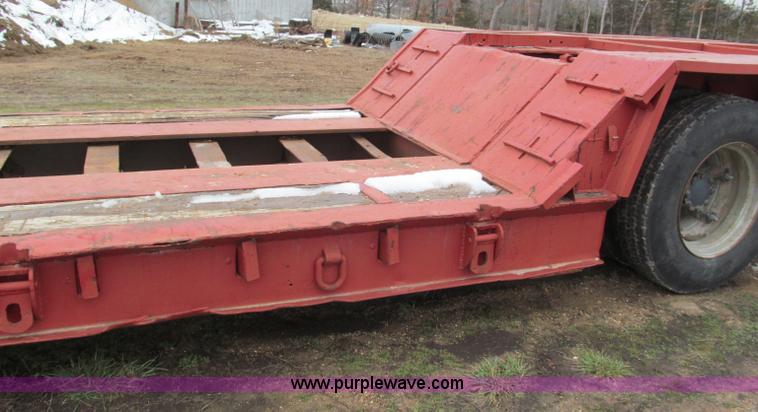 image for item E5921 1976 Trailbec FB600-DE detatch triple axle low boy trailer