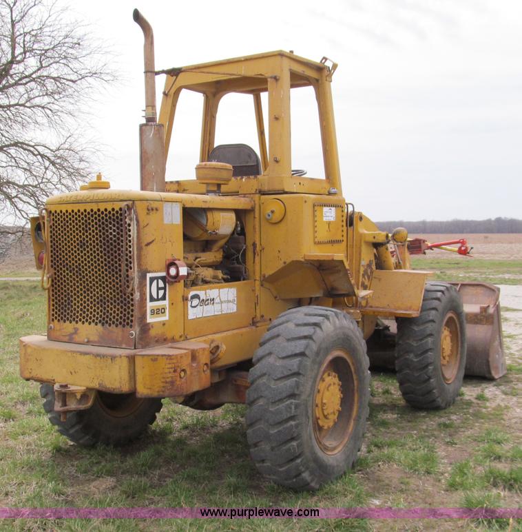 image for item E5963 1973 Caterpillar 920 wheel loader