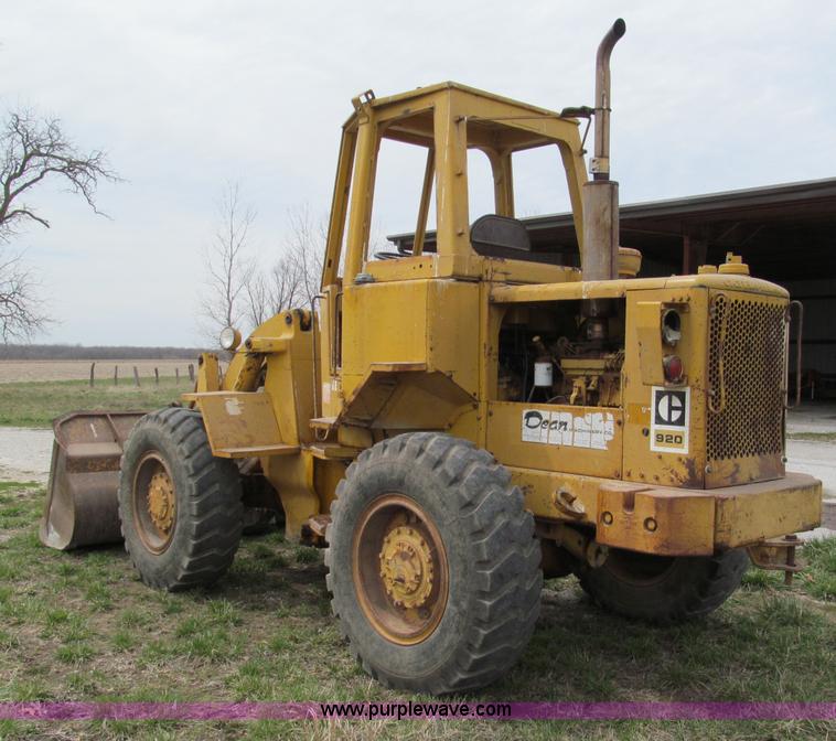 image for item E5963 1973 Caterpillar 920 wheel loader
