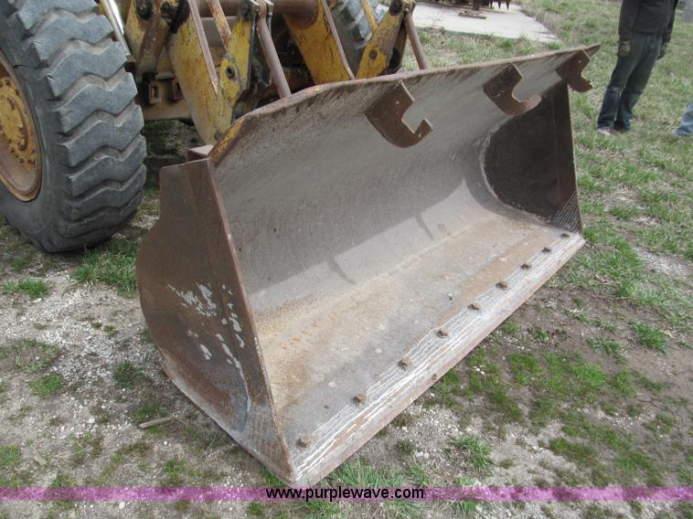image for item E5963 1973 Caterpillar 920 wheel loader