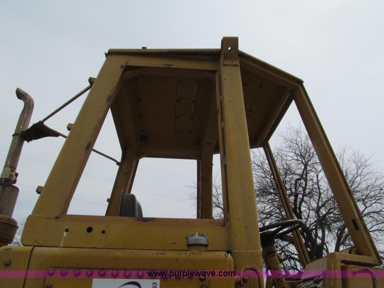 image for item E5963 1973 Caterpillar 920 wheel loader