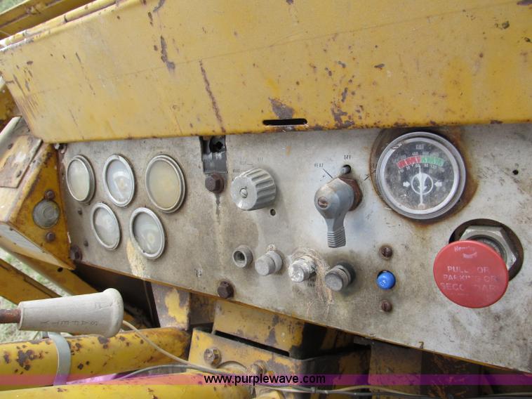image for item E5963 1973 Caterpillar 920 wheel loader