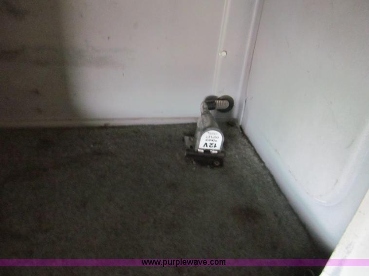 image for item E5967 1999 Freightliner Classic XL semi truck